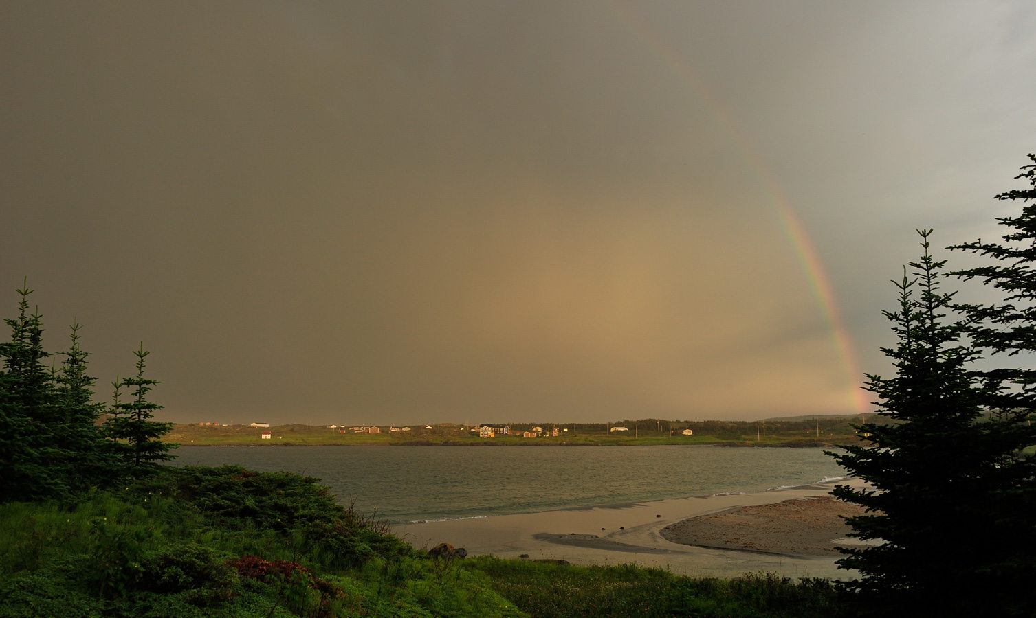 Fogo Island [28 mm, 1/80 sec at f / 9.0, ISO 400]